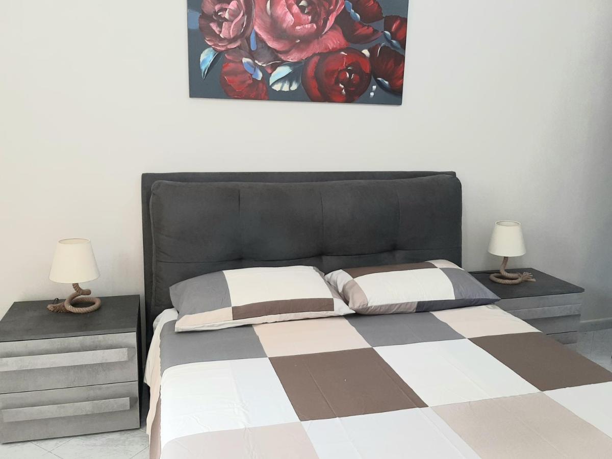La Casa Di Nino Villa Portici Kültér fotó